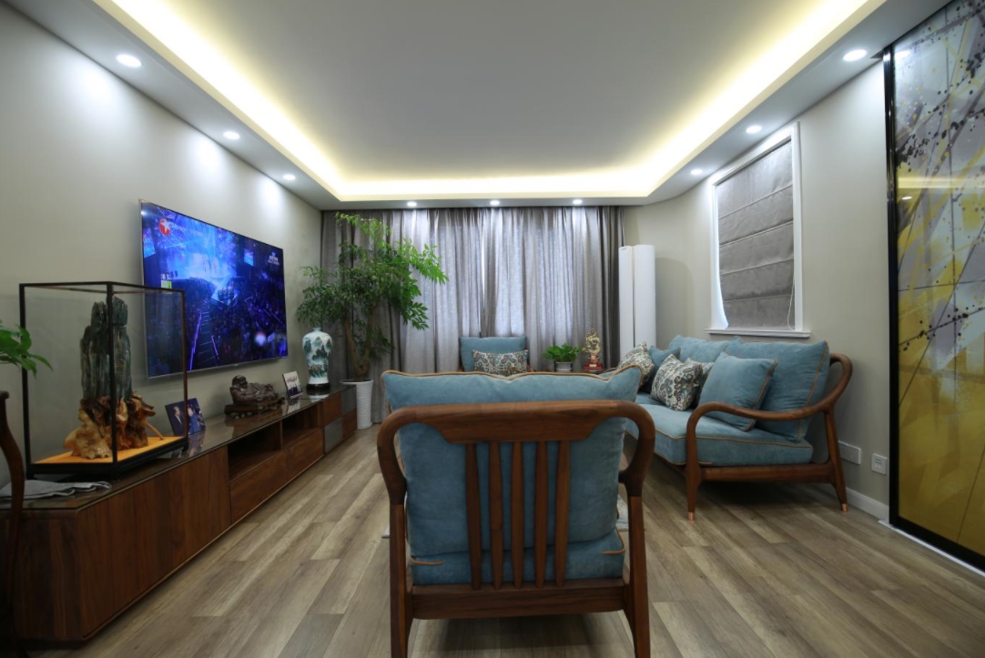 局裝煥新便捷省心煥新家